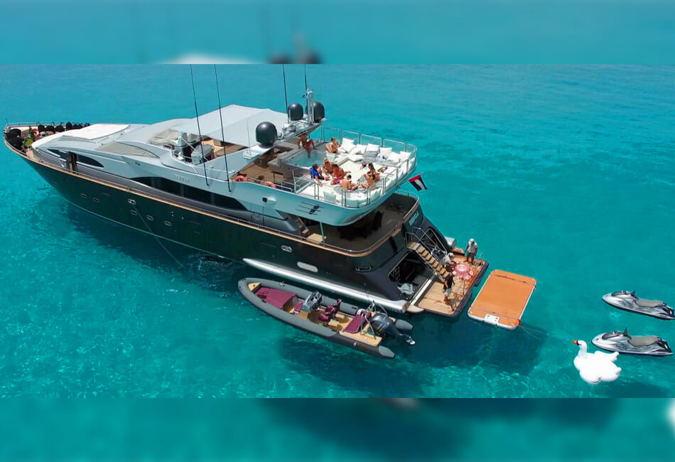 Yacht de luxe Azimut Jumbo de 100 pieds 