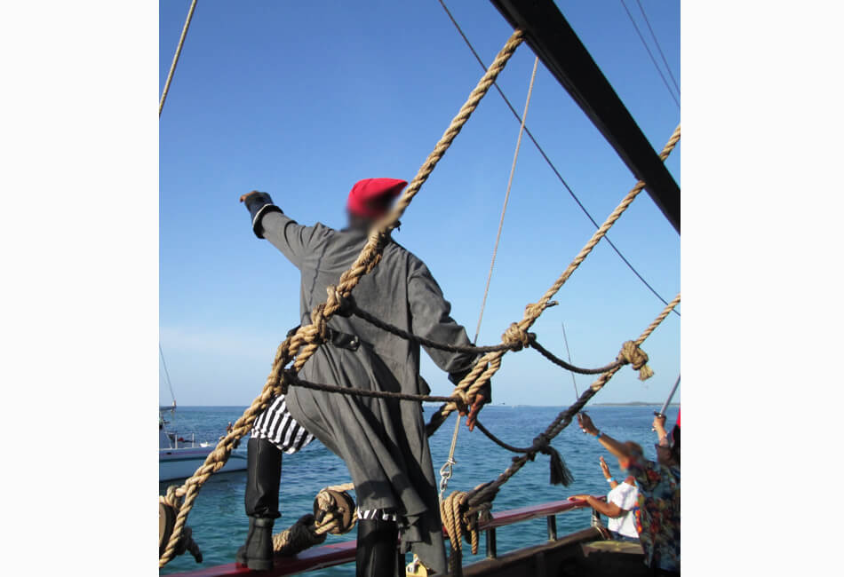140 ft Pirátska loď 