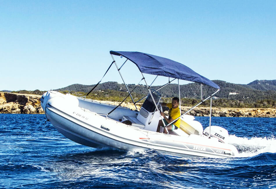 16 ft Selva D470 