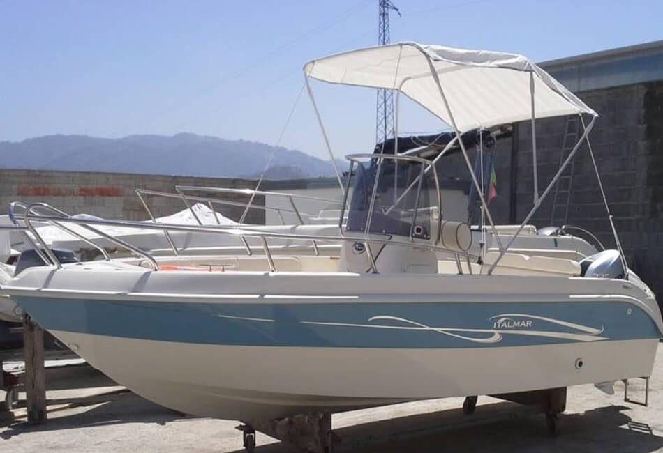 17 ft Italmar motorbåd 