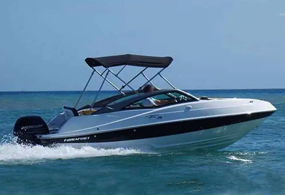 19.6 قدمًا RINKER 200 Bayliner - VR5 OB Motorboat 