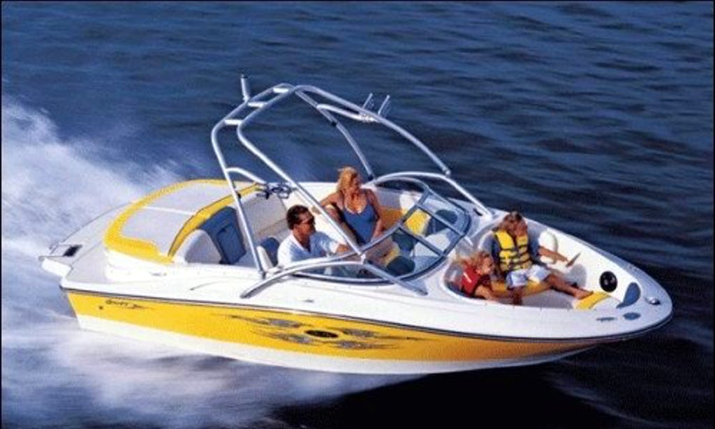 Sea Ray Bowrider De 20 Pés