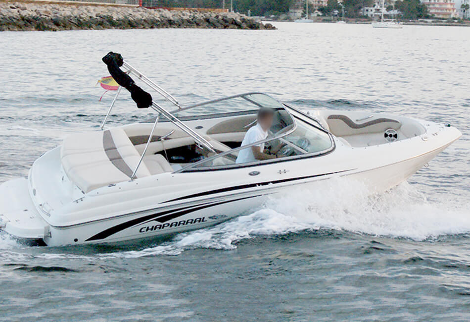 20 Ft Chaparral 190 Ssi - Ibiza Boat Charters