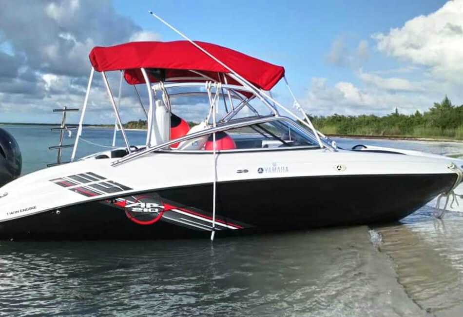 21 ft luxe Yamaha speedboot 
