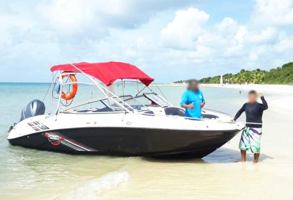 21 Ft Luxury Yamaha Speedboat 