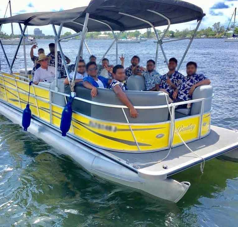 Barcă de petrecere de lux cu ponton de 24 ft 