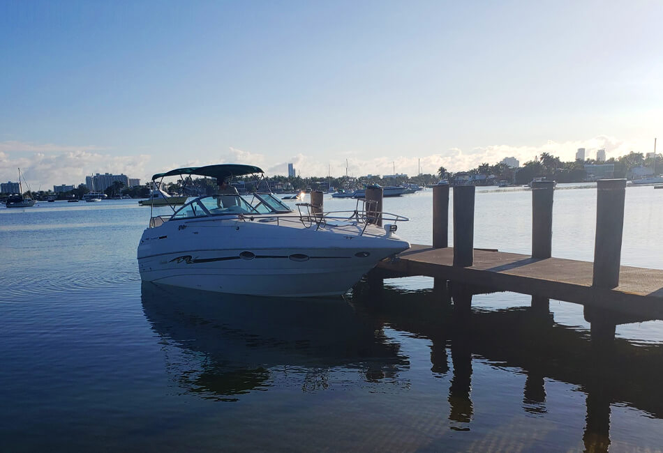 26 Ft Mariah Z-260 moottorivene 