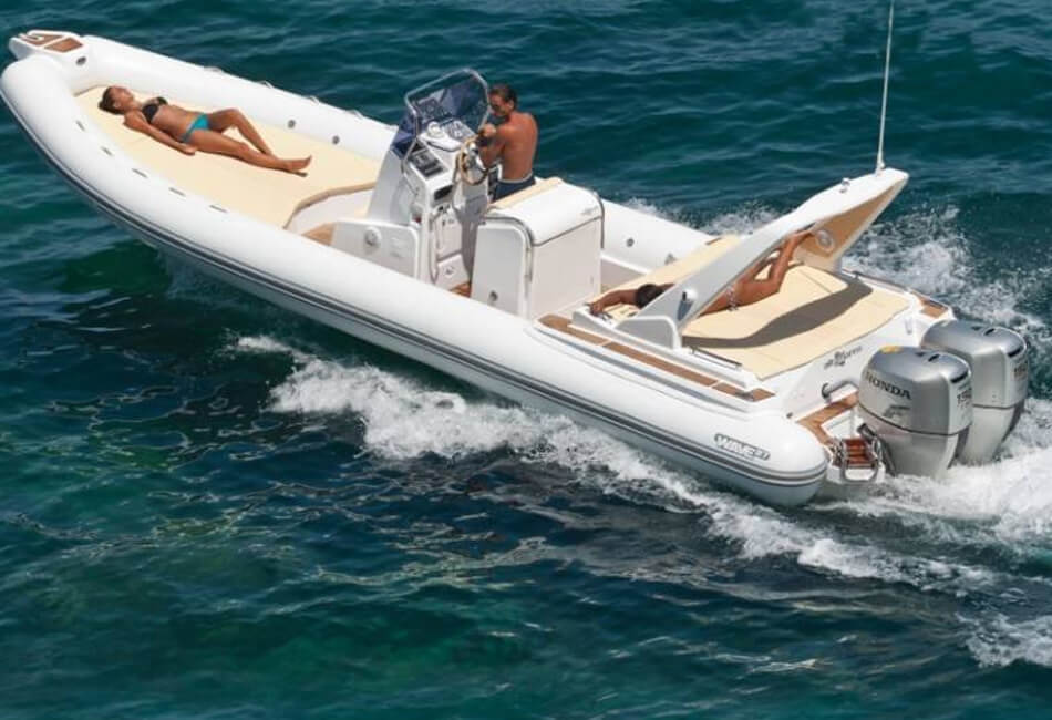 27,89 Fuß Altamarea Motorboot