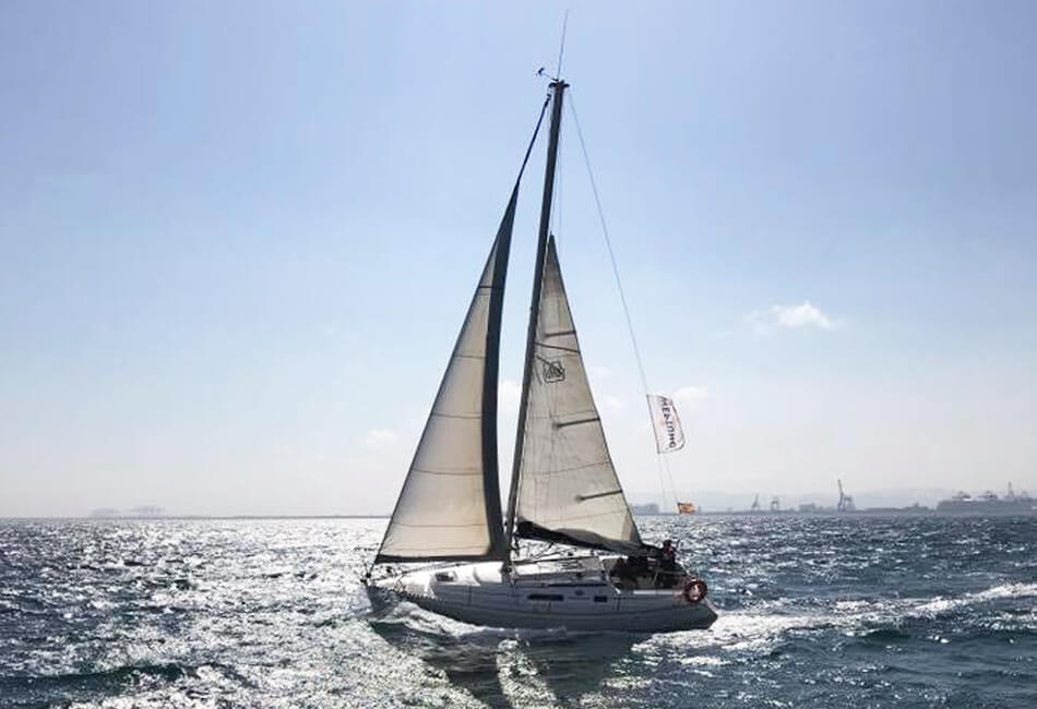 30 ft Dufour Neptunito Classic Sailboat