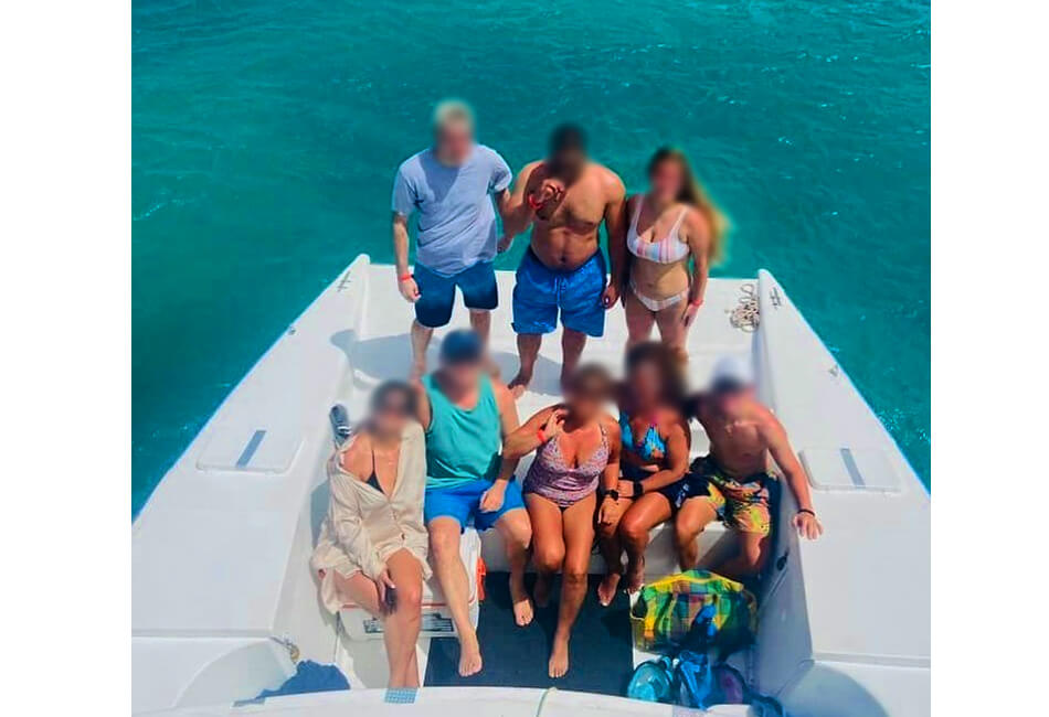 30 ft Two Oceans Power Catamaran
