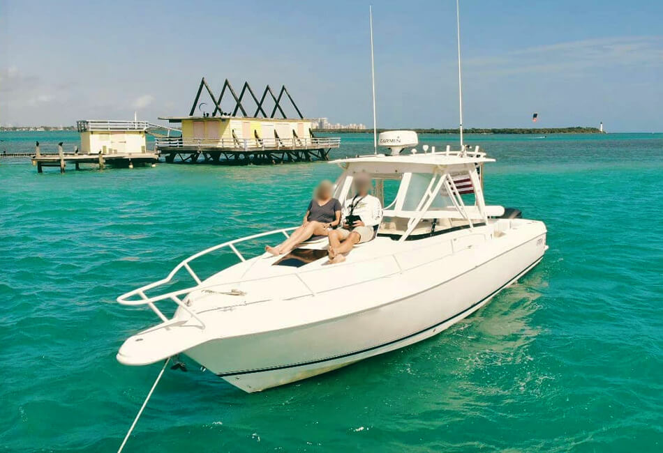31 Ft Luxury Intrepid Powerboat 