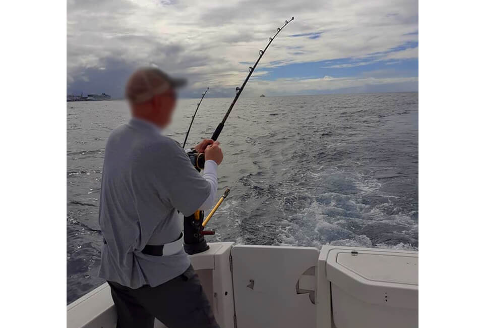Розкішний спортивний рибалка Proline Express 33 футів Мамина терапія