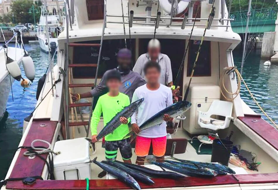 Pescadores deportivos personalizados de 37 pies 