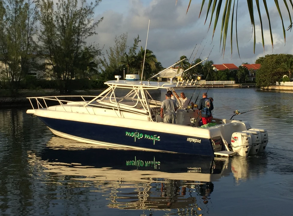 38 Fuß Intrepid Motorboot