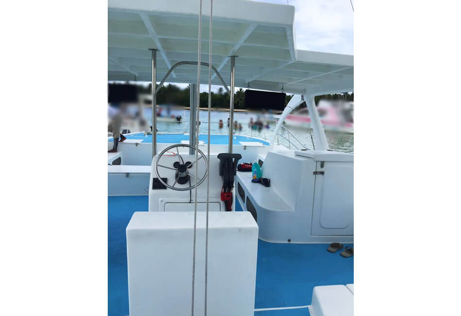 38 Ft Power Catamaran เรือปาร์ตี้