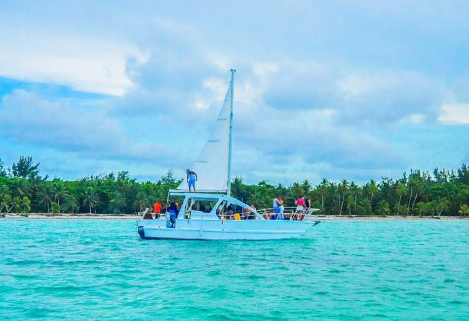38 Ft Power Catamaran เรือปาร์ตี้