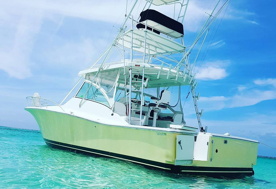 40 ft Luhrs Expres