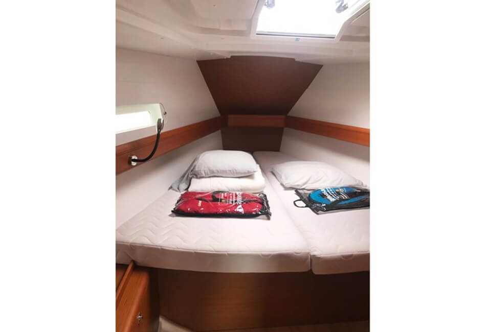 41.9 Ft Sun Odyssey 419 LI-2019