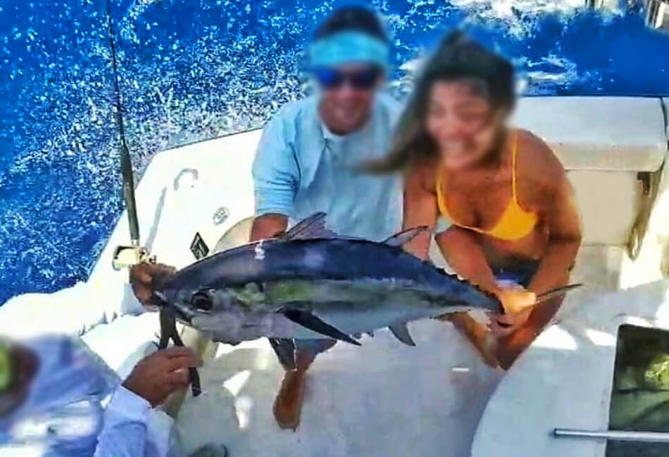 41 Ft Hatteras Convertible Flybridge Motorbot (Piagam memancing)