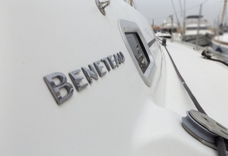 42.5 Ft Beneteau Cyclades 43.4 Вітрильник MS-2008