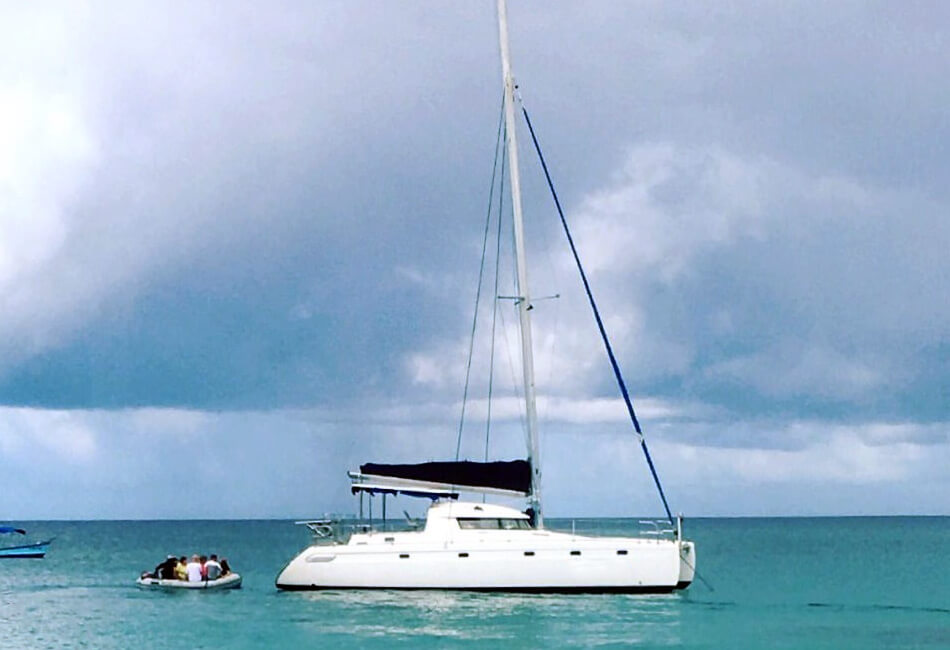 42 ft Luxury Catamaran