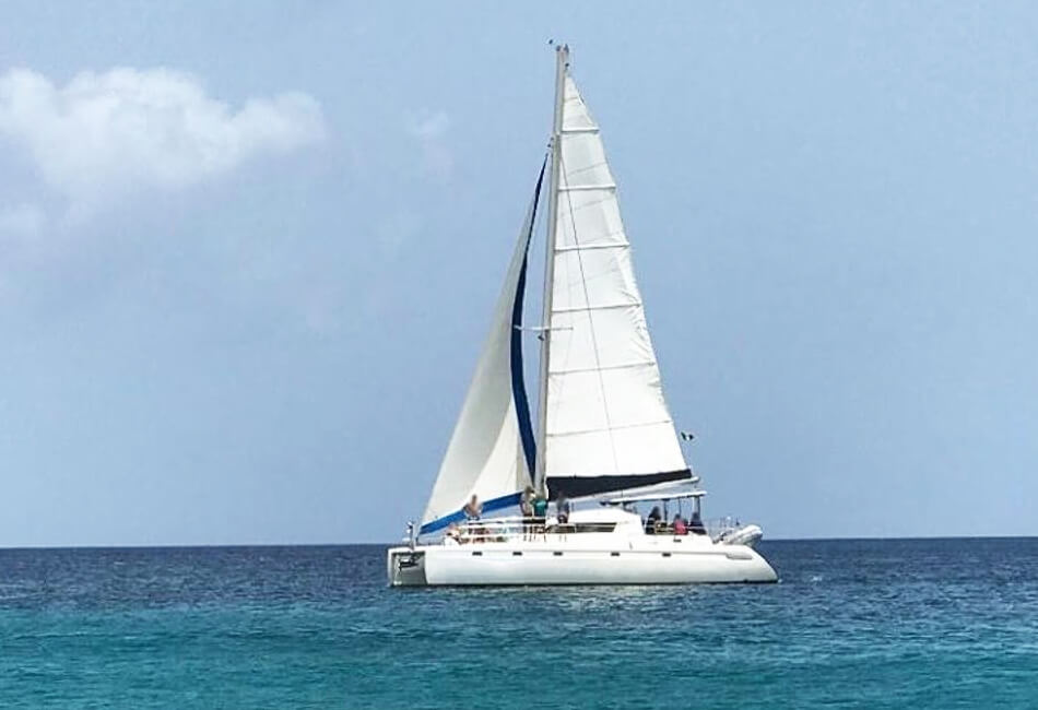 42 ft Luxe Catamaran