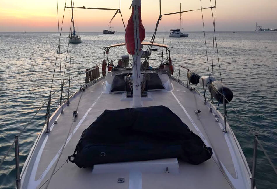 43 Ft SAILING YACHT 