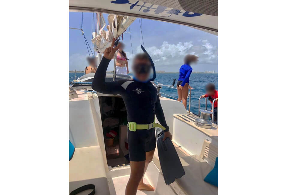 43 Ft SAILING YACHT 