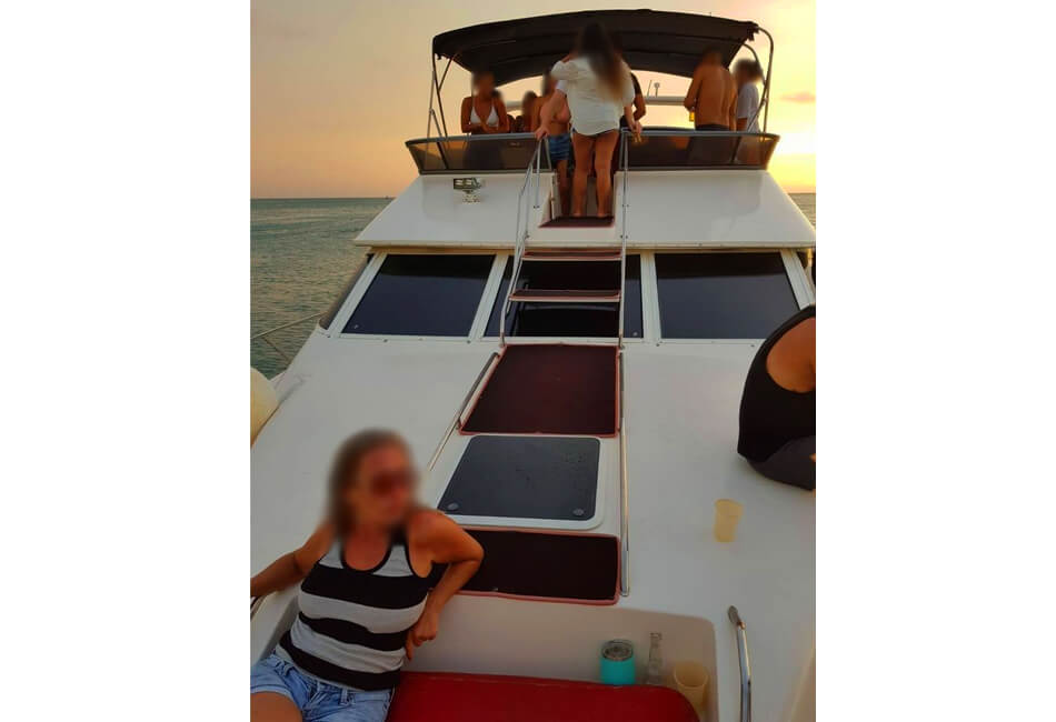 44 Ft Luxury Motor Yacht