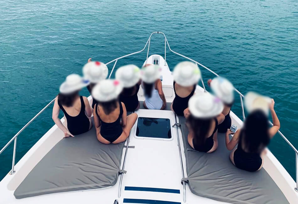 44 Ft Sea Ray 440 Express Bridge 