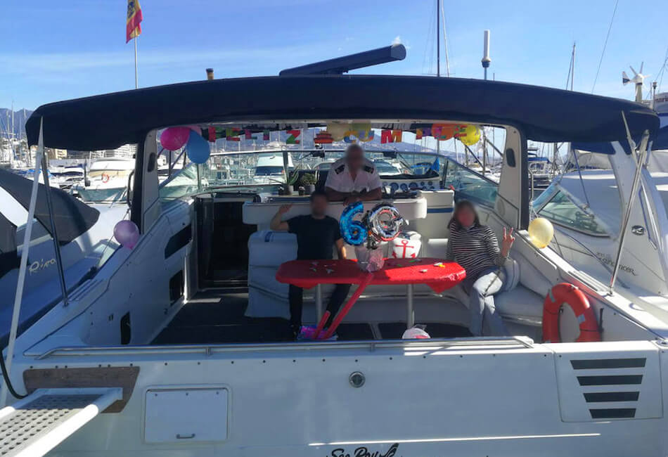44 stôp Sea Ray 440 Krížová jachta
