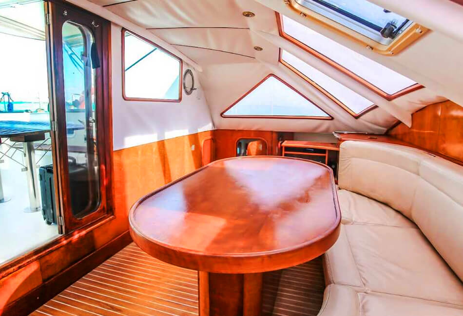Catamarano Arjuna da 45 piedi 