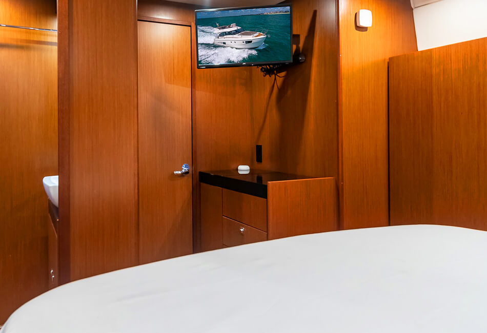 45 Ft Bavaria Luxury Sailing Yacht
