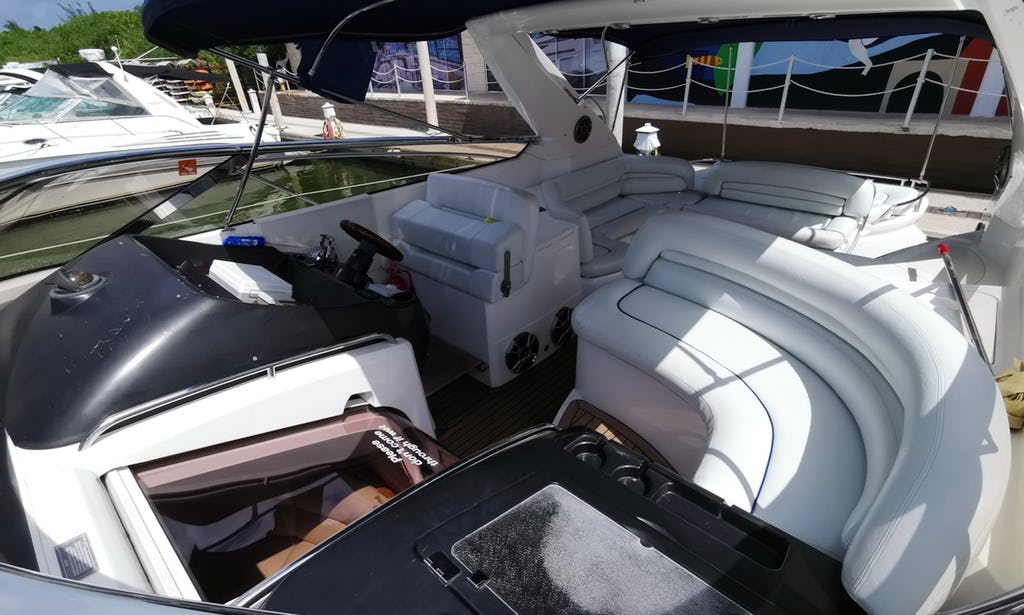 50 ft Sunseeker Power Yacht