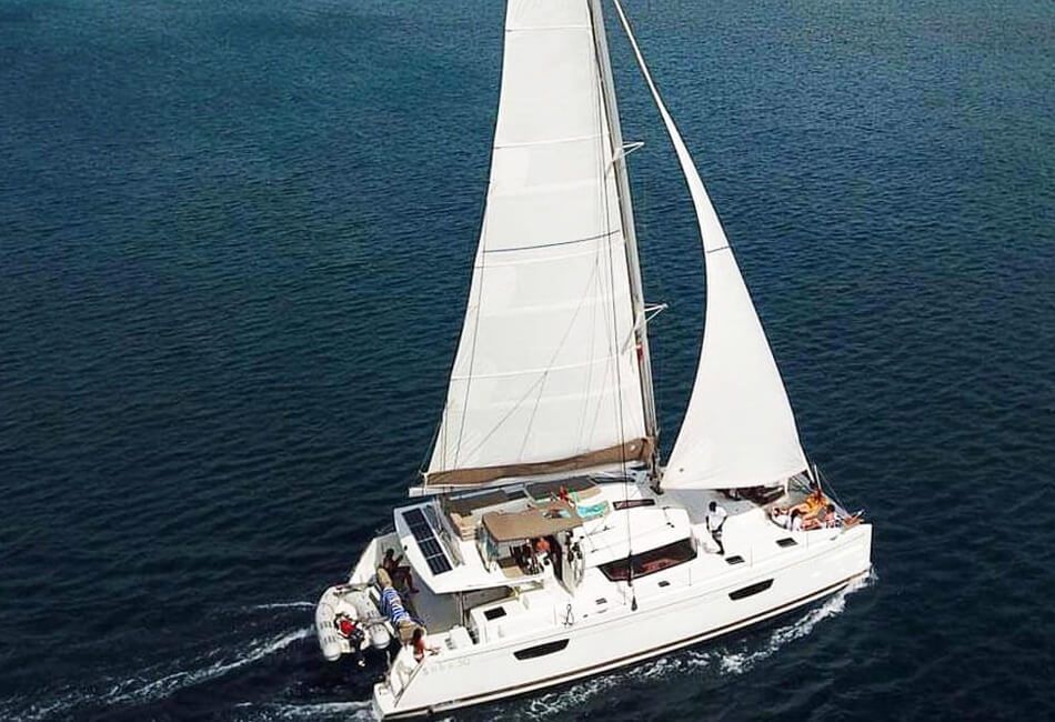 50 Ft Luxe Catamaran 