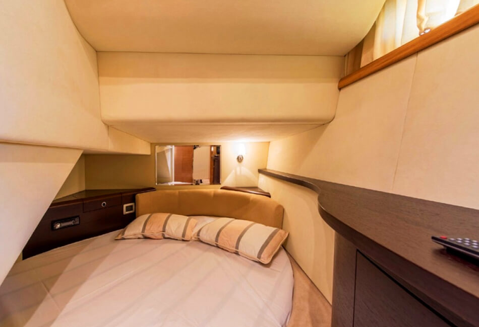 Yate Cranchi Atlantic Flybridge de 50 pies 