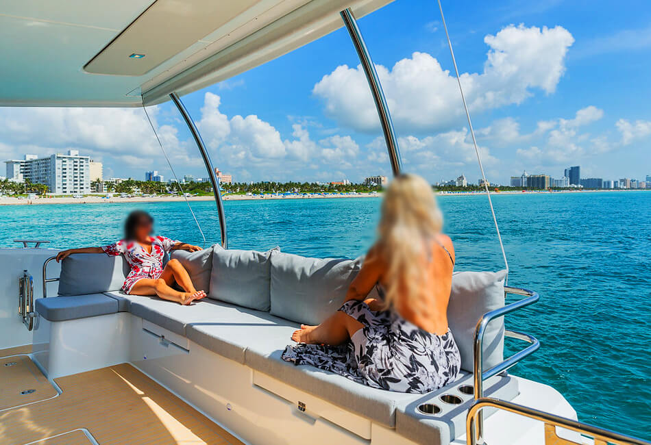 50 Ft Fountaine Pajot Elegant Power Catamaran