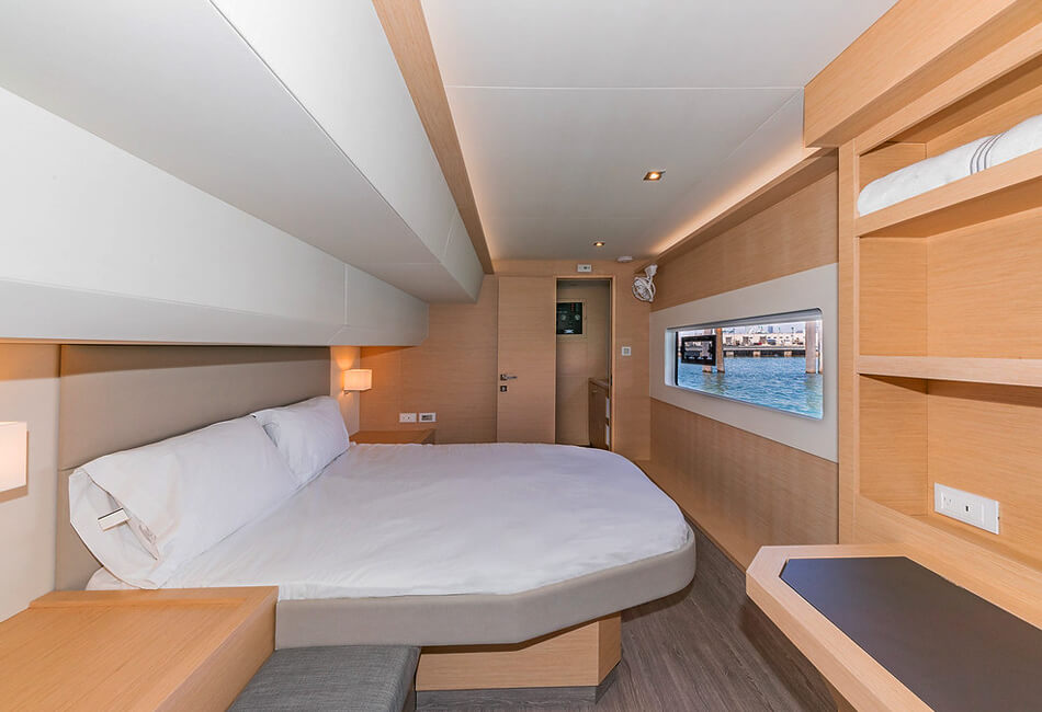 50 piedi Fountaine Pajot 