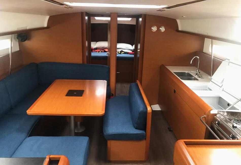 51.7 Ft Sun Odyssey 519 AG-2018
