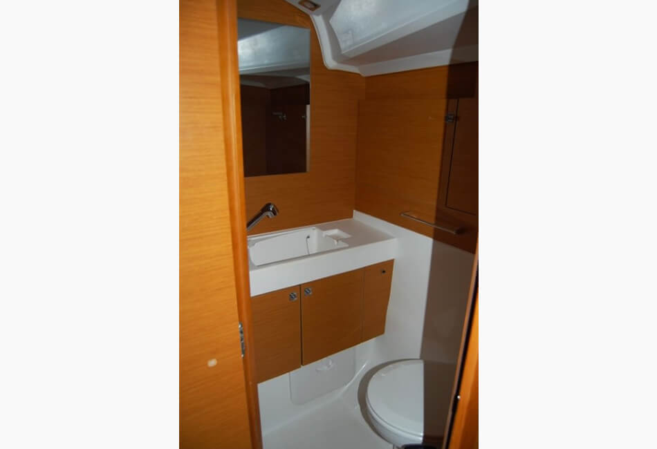 51.7 Ft Sun Odyssey 519 CH-2016