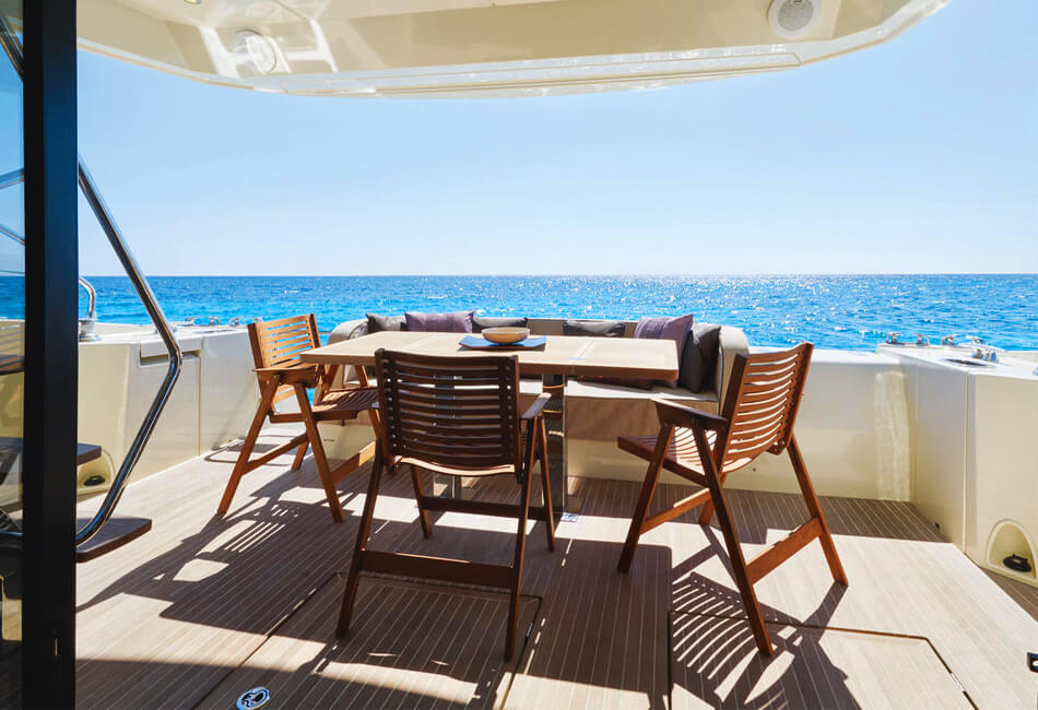 52.4 Ft Beneteau Montecarlo 6 