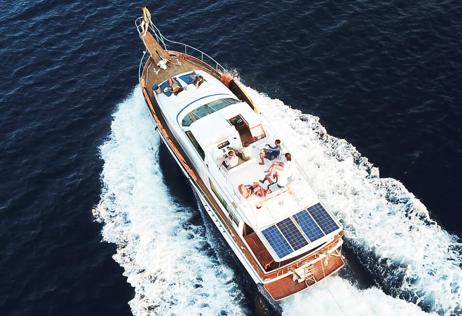 52,5 Ft Italcraft Aura Ii Jahta V Klasičnem Italijanskem Slogu