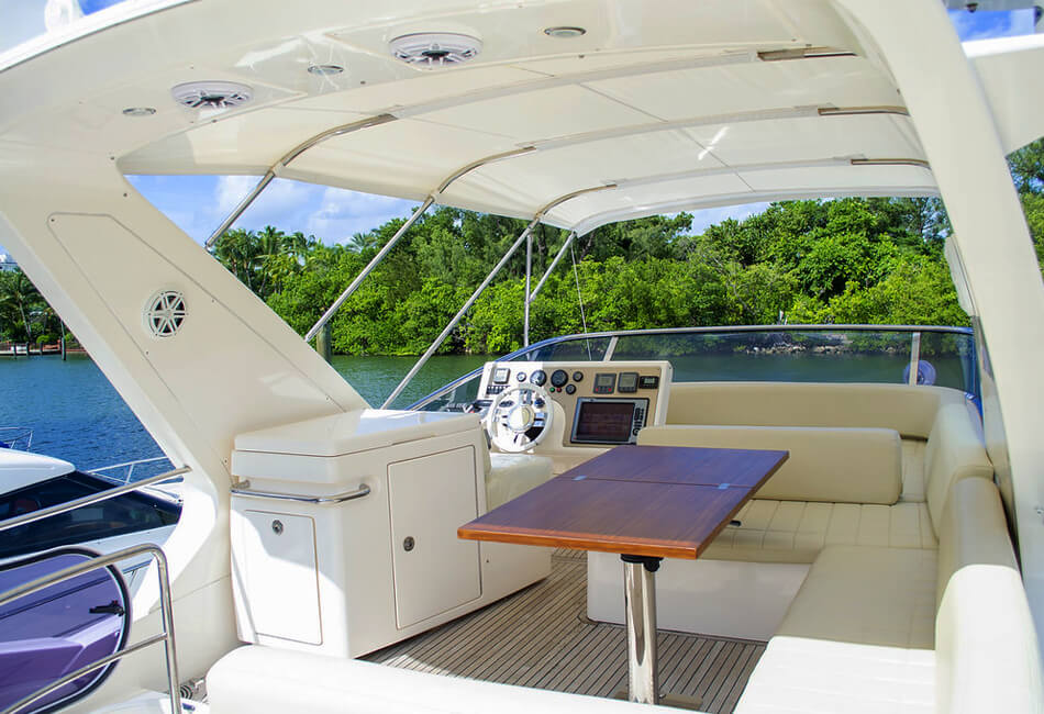 52 Ft Azimut Magnificent Yacht with Flybridge