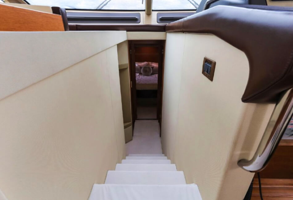 Magnifico yacht Azimut da 52 piedi con Flybridge 
