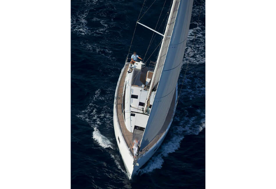 54 ft Jeanneau monohull zeilboot 