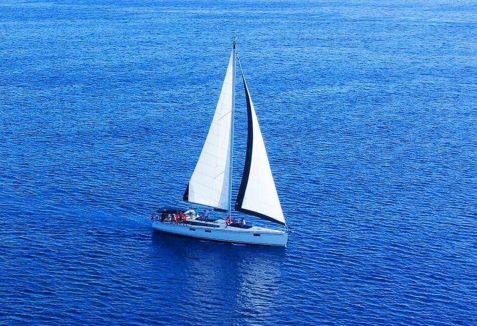 Iate à vela de luxo Beneteau Sense de 55 pés