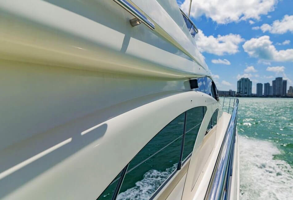 57,5 Fuß Azimut Flybridge Yacht 