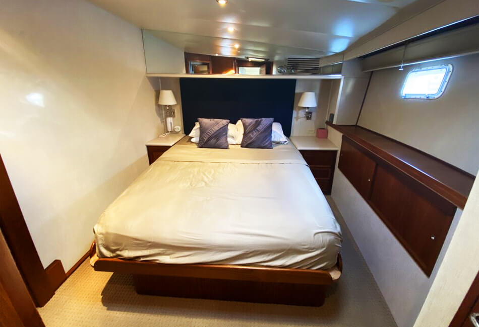 60 Ft Hatteras 