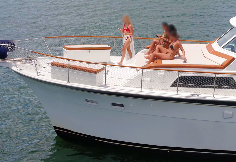 60 Ft Hatteras Luxus Yacht 