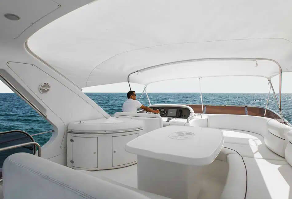 65 Ft Azimut 62 Luxury Yacht (with Skipper)